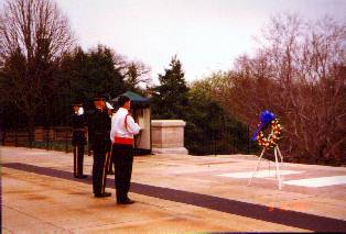 dc1.jpg (15047 bytes)